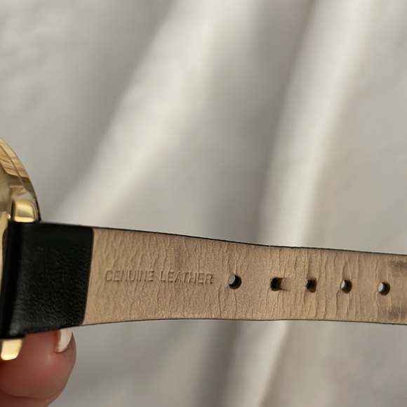 100% Authentic Ted Baker Floral Watch with Box - Picture 5 of 6